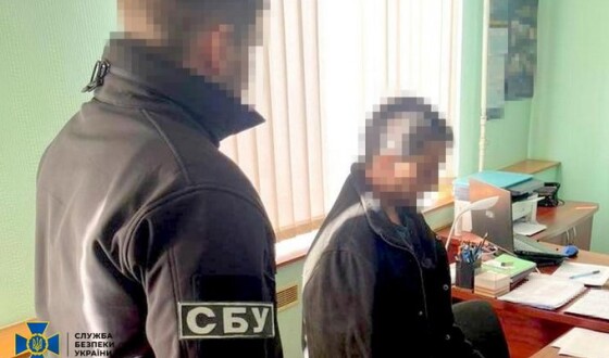 СБУ затримала поплічника рашистів, який ремонтував російські танки під час боїв за Харків
