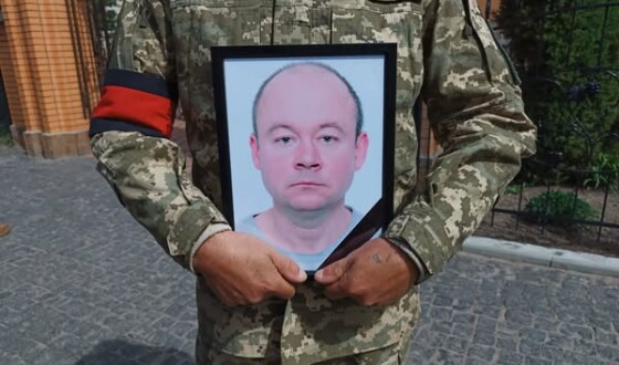 Сьогодні Сумська громада попрощалась із Героєм Віталієм Симененком