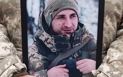 Сьогодні сумська громада попрощалася з двома захисниками України