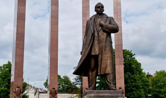 Батько наш Бандера. Символ українського спротиву