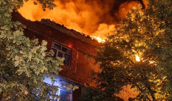 Росія атакувала дроном цивільне підприємство в Харкові, постраждали двоє людей