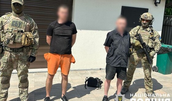 У Києві оперативники поліції затримали групу наркодилерів