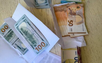 НАБУ і САП викрили в Головному управлінні ДПС у Тернопільській області схему систематичного одержання неправомірної вигоди від місцевих компаній