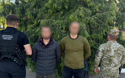 На Буковині прикордонники затримали організатора незаконного переправлення осіб через кордон та кількох його «клієнтів»