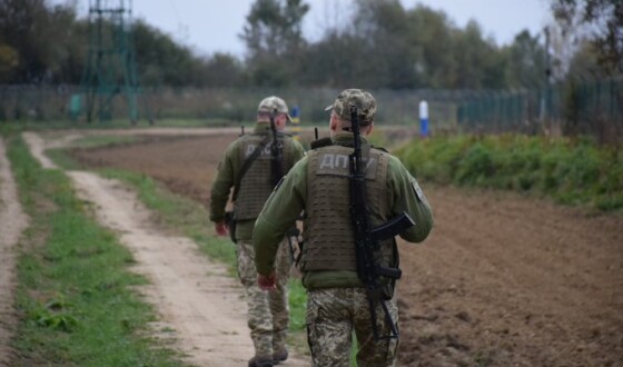Поблизу кордону зі Словаччиною затримали чотирьох правопорушників
