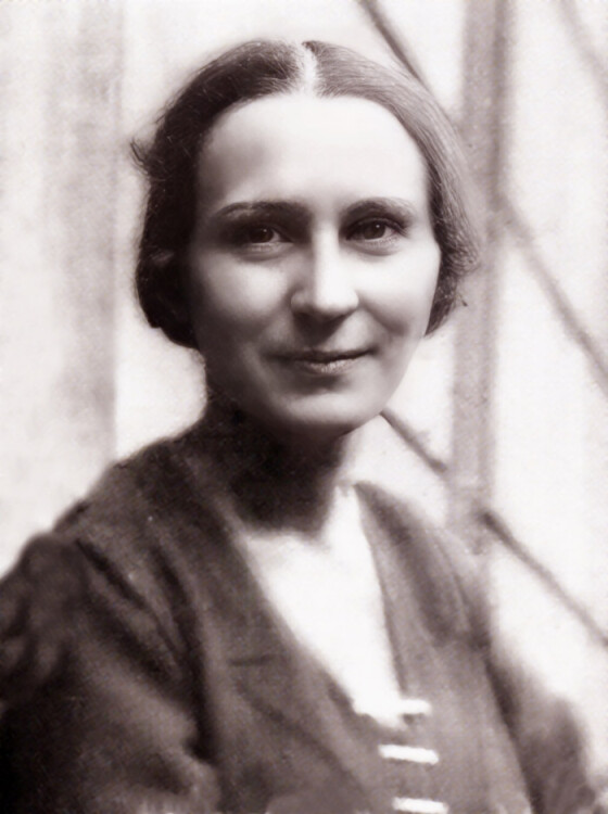 Софія Вальницька – мистецтвознавець, графік, колекціонер (130 років тому)