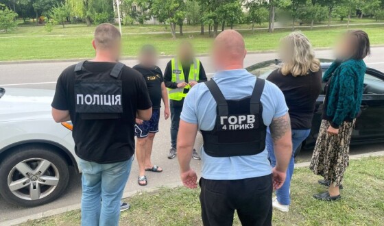 47-річна мешканка Чернігівщини організовувала фіктивні шлюби за 6 тисяч доларів