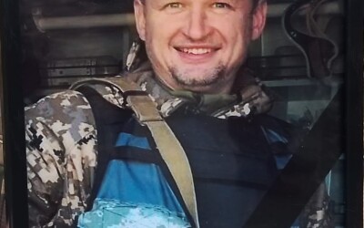 Сьогодні в Сумах попрощались із  Захисником України, солдатом  Володимиром Лиховозом
