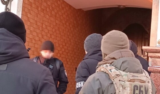 СБУ проводить обшуки у Почаївській лаврі УПЦ (МП)
