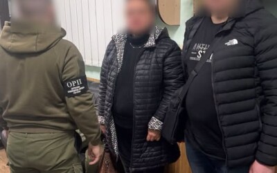 У «Раві-Руській» прикордонники викрили сумнівну схему перетину кордону