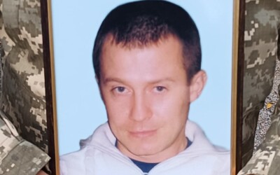 Сьогодні сумська громада попрощалася з двома захисниками України