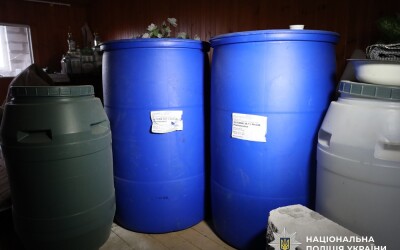 Іноземець  фальсифікував алкоголь і тепер постане перед судом