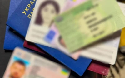 ДВБ Нацполіції заблокував діяльність закарпатських ділків – виробників фальшивих документів