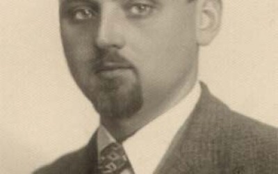 Лев Долинський – мистецтвознавець, дослідник української порцеляни та художнього металу (120 років тому)