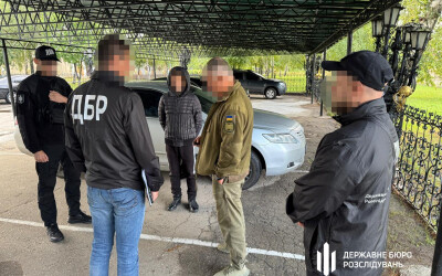 На Харківщині ДБР затримало керівництво колонії за знущання над засудженими