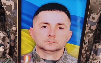 Сьогодні Сумська громада попрощалася із захисником України Дмитром Кіхтьовим