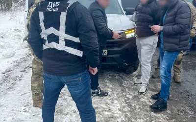 На Рівненщині Нацполіція перекрила черговий маршрут нелегальної втечі з країни військовозобов’язаних