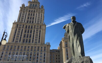 Прес-служба Об’єднання українців східної діаспори поширила повідомлення про вшанування Тараса Шевченка в росії, москві