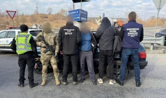 62-річний житель Івано-Франківщини збирався переправити в Румунію свого 25-річного земляка