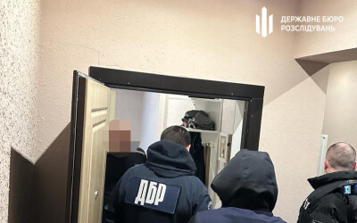 ДБР повідомило про підозру співвласникам ливарного заводу в Макіївці за фінансування «днр». Одного затримано