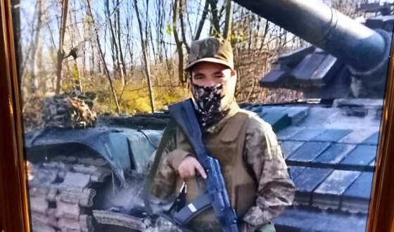 Вчора сумська громада провела на вічний спочинок солдата Ігоря Апостолюка