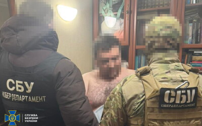 СБУ затримала у Києві проєктантів, які допомагали рашистам відновлювати пошкоджені НПЗ