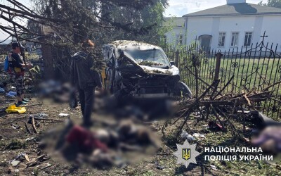 Щонайменше 21 загиблий у Яровій на Донеччині: росія скинула бомбу на людей під час отримання пенсій
