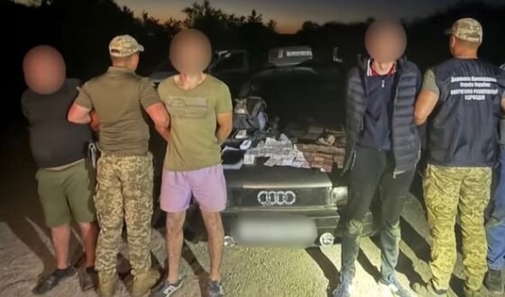 Затримувати переправника та двох його «клієнтів» прикордонникам довелося з пострілами