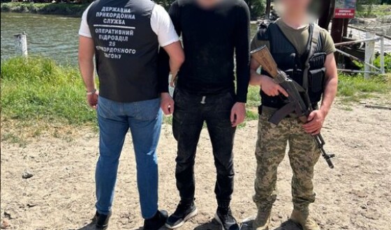 Одесит намагався десантуватися через кордон на надувному матраці