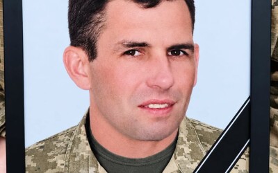 Сумська громада попрощалася із Захисниками України Геннадієм Рєзніковим, Валентином Городцем і Артемом Талдою
