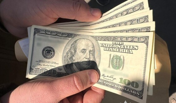 На Житомирщині правоохоронці викрили службовця ТЦК у хабарництві