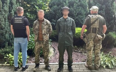 Уніформа не допомогла перетнути українсько-словацький кордон