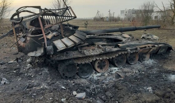 Відео: український безпілотник вночі знищує ворожий табір