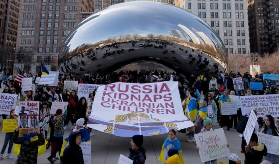 Українці у Чикаґо провели акцію проти депортації українських дітей до РФ