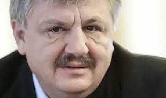 ДБР повідомило чергову підозру в держзраді Володимиру Сівковичу — за організацію побиття студентів на Майдані