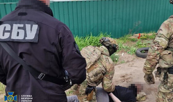 СБУ та Нацполіція ліквідували 6 нових каналів підпільного продажу трофейної зброї в Україні
