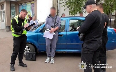 На Житомирщині поліцейські затримали причетного до незаконного переправляння  військовозобов’язаного через кордон
