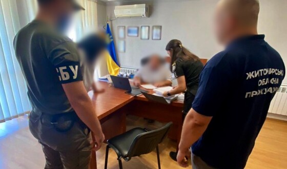 На Житомирщині поліцейські спільно з СБУ викрили посадовців у службовій недбалості: збитки перевищують 6,1 мільйона гривень