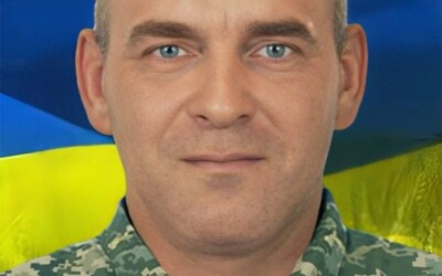 Вчора, 16 серпня, на Рівненщині останнім земним шляхом провели Героїв Василя Ясенчука, Назара Рудику та Юрія Водька