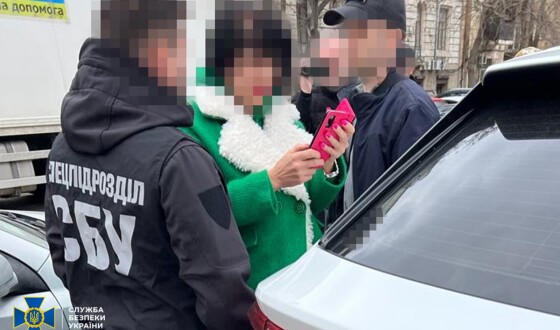 СБУ спільно з НАБУ викрила в Одесі суддю-хабарницю