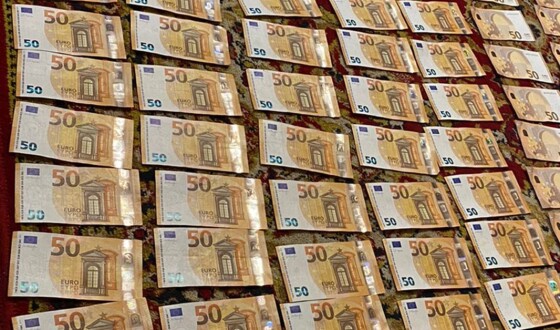 СБУ та БЕБ викрили очільника оборонного заводу, який розкрадав бюджетні кошти на закупівлі запчастин для СУ-27