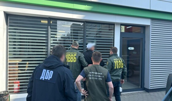 На Буковині прикордонник за гроші випускав ухилянтів за кордон