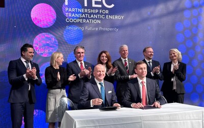 Нафтогаз та ORLEN узгодили нові поставки 300 млн кубометрів американського LNG до України