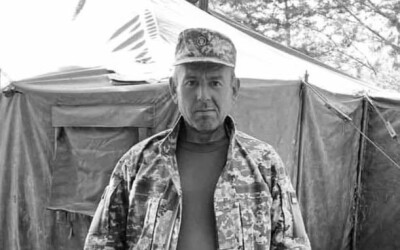 Сьогодні, 4 серпня Львівщина прощається з Героями Миколою Думичем, Михайлом Качинським та Юрієм Лазурком