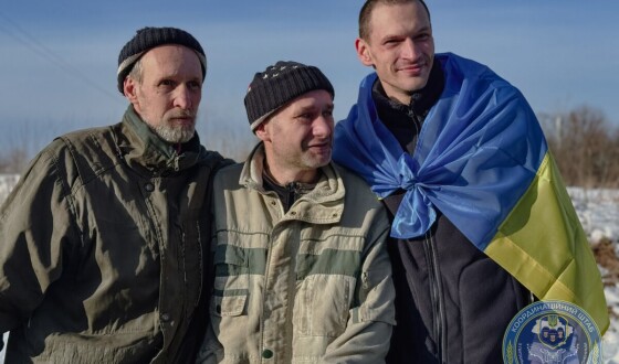 Сьогодні відбувся 50-ий обмін полоненими: Україна повернула ще 207 Оборонців