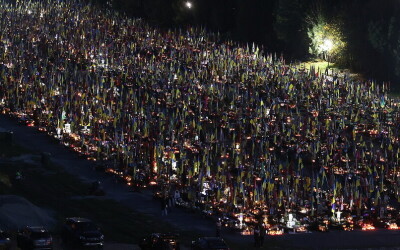 На Різдво у Львові хор «Гомін» заспівав скорботні колядки для полеглих захисників