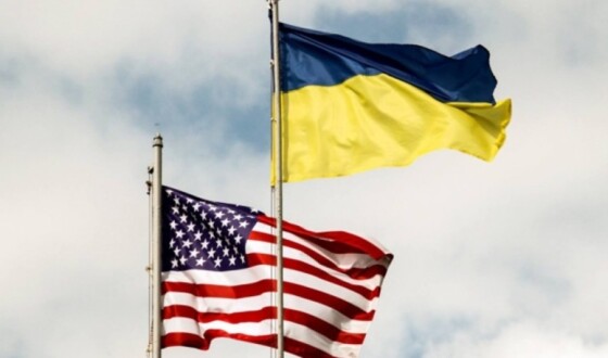 Україну відвідають троє сенаторів США