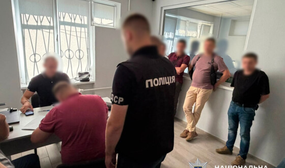 На Закарпатті Нацполіція повідомила про підозри ще п’ятьом працівникам ТЦК, які фіктивно «мобілізували» 329 людей заради показників