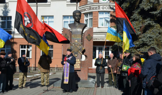 Урочистості до 100-річчя полковника УПА Петра Полтави (фото)