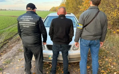 48-річний житель Луцького району продавав «клієнтам» підроблені документи для виїзду до Польщі